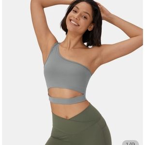 HALARA Low Support One Shoulder Cut Out Yoga Sports Bra